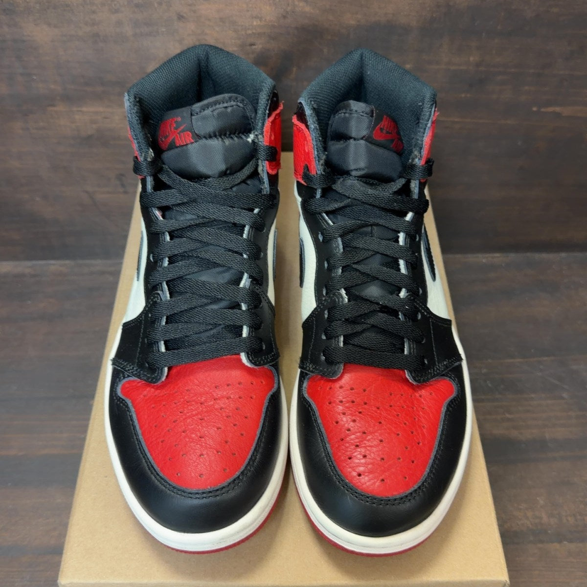 Jordan 1 Retro High Bred Toe Size 8 (Pre-Owned) - Image 3