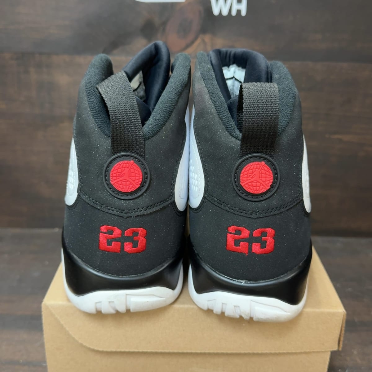 Jordan 9 Retro OG (2016) Size 13 (Pre-Owned) - aux