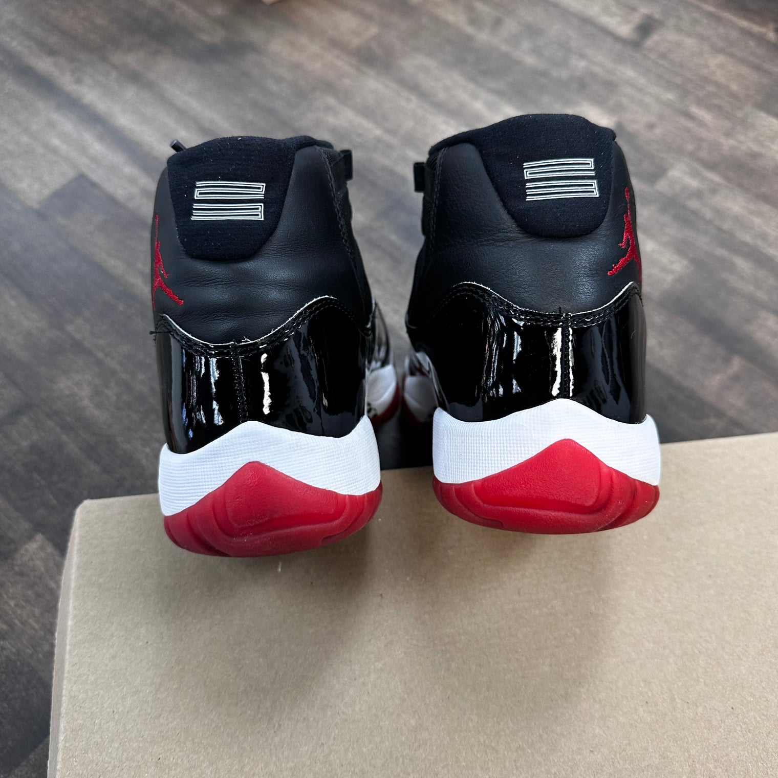 Bred Jordan 11 2019 (USED, No Box)