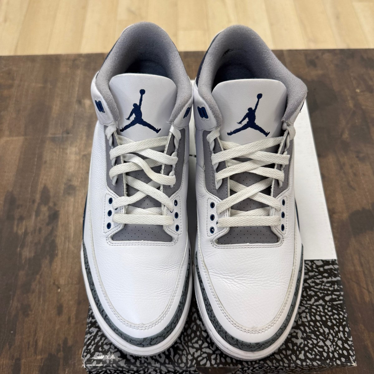 Jordan 3 Retro Midnight Navy Size 12 (Pre-Owned) - Image 2