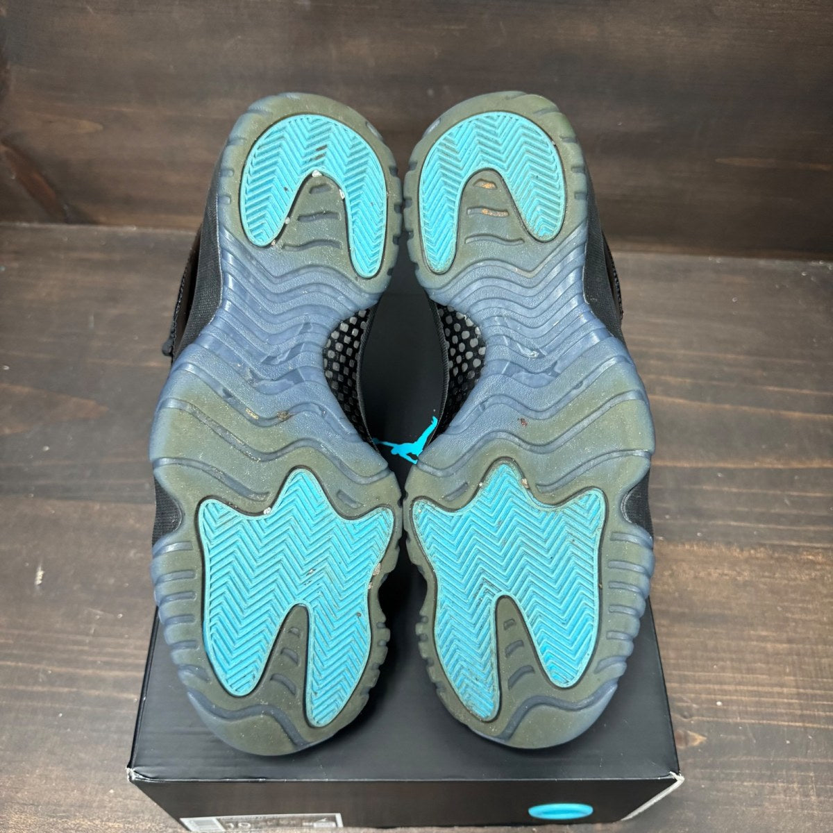 Jordan 11 Retro Gamma Blue (2025) - Image 6