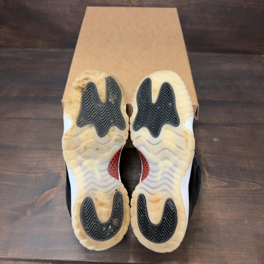 Jordan 11 Retro Low Barons (GS) Size 5.5Y (Pre-Owned) - Image 7
