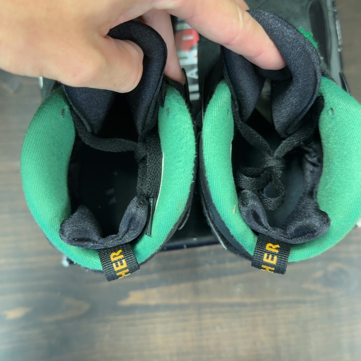 Jordan 8 Retro Tinker Air Raid - Image 6