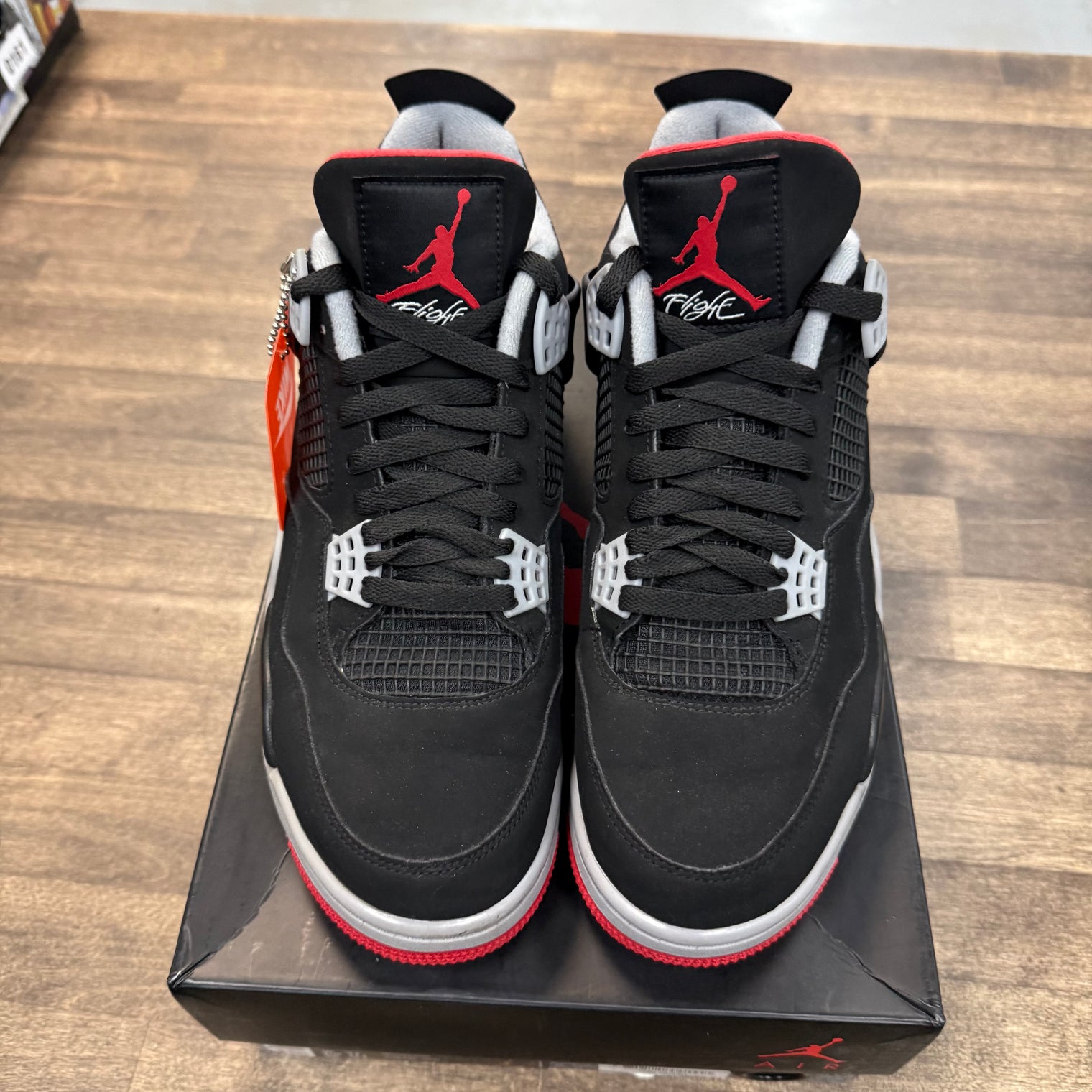 Bred Jordan 4 2019 (USED)