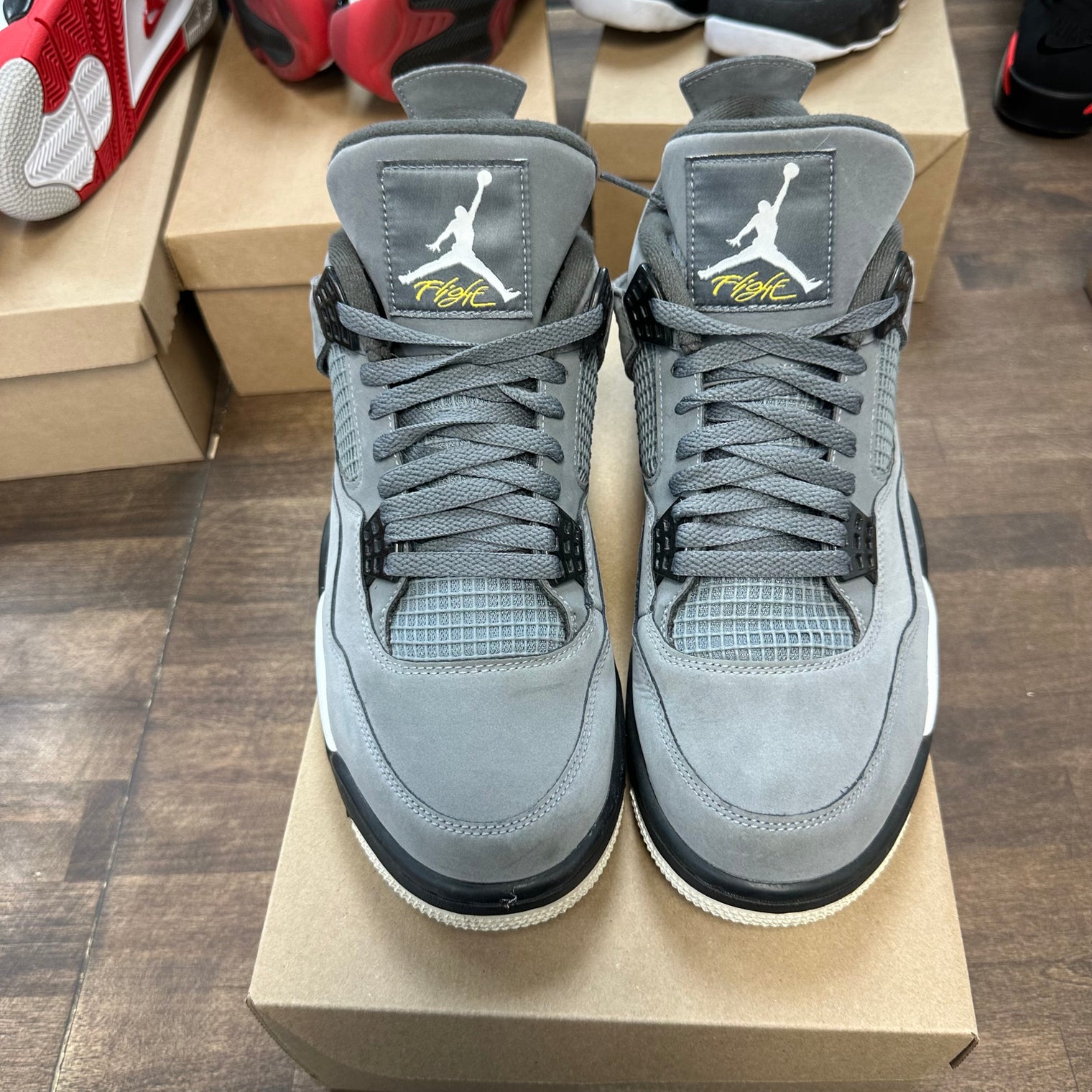 Cool Grey Jordan 4 (USED,No Box)