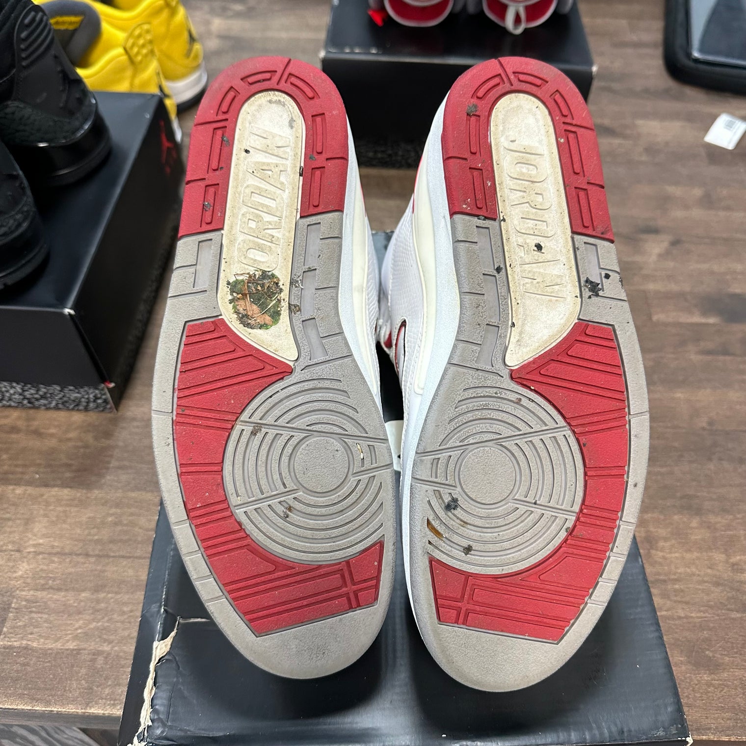 White Red Jordan 2 Retro (2014) (USED)