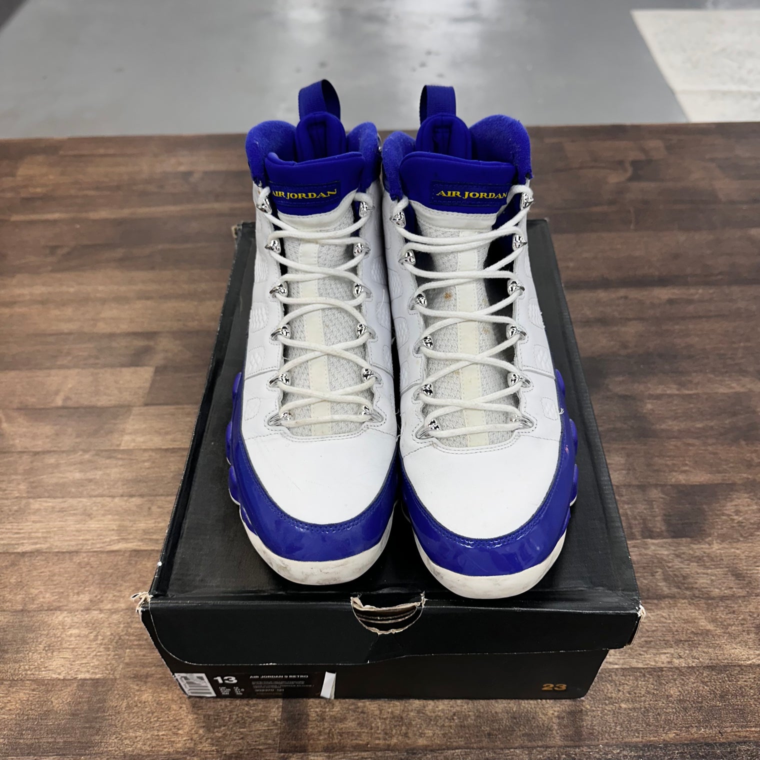 Kobe Jordan 9 (USED)