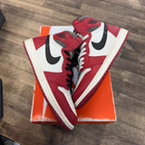Jordan 1 Retro High OG Chicago Lost and Found Size 10 (Pre-Owned) - Image 1