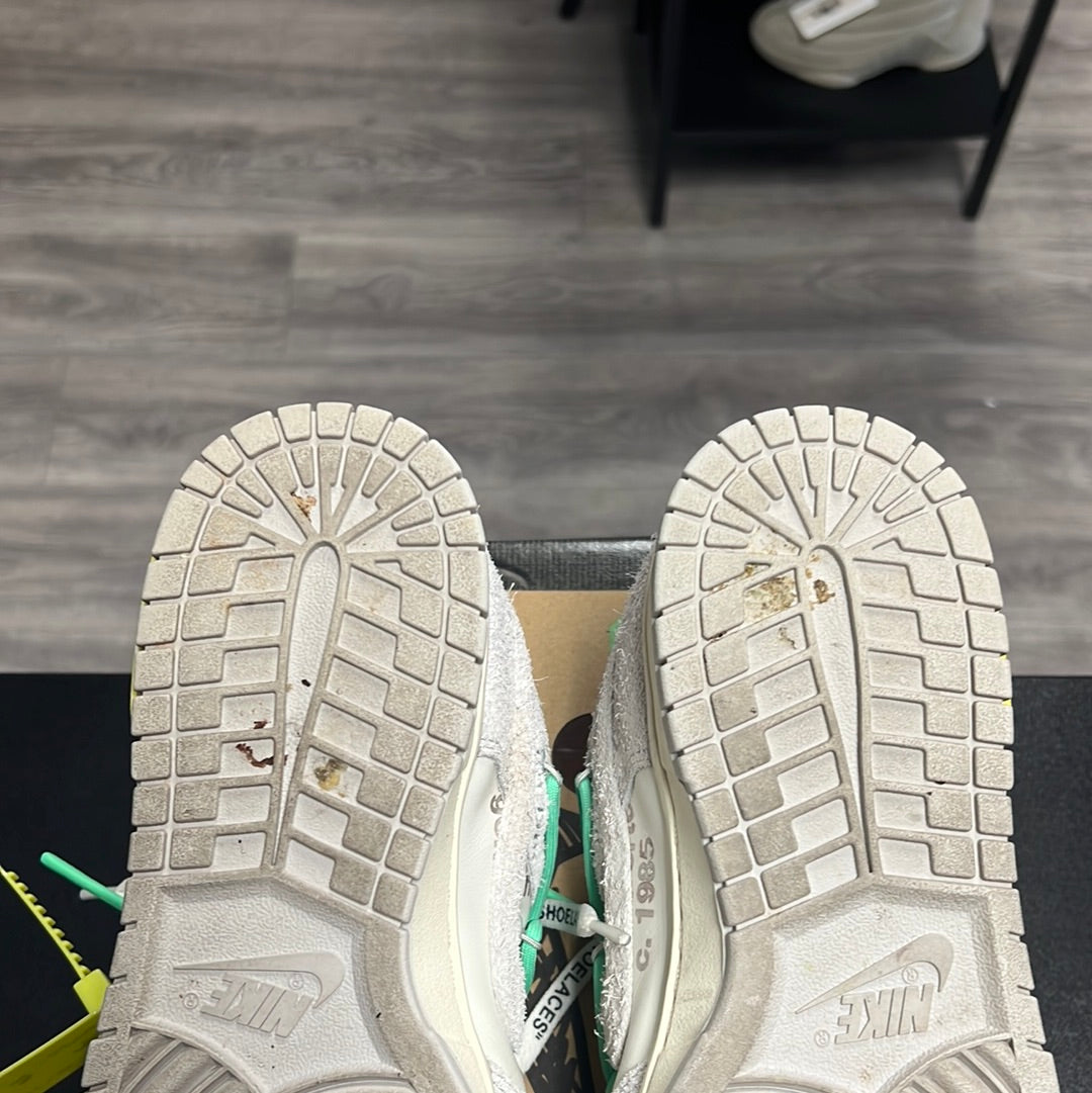 Lot 14 Off-White Dunk Low (USED)