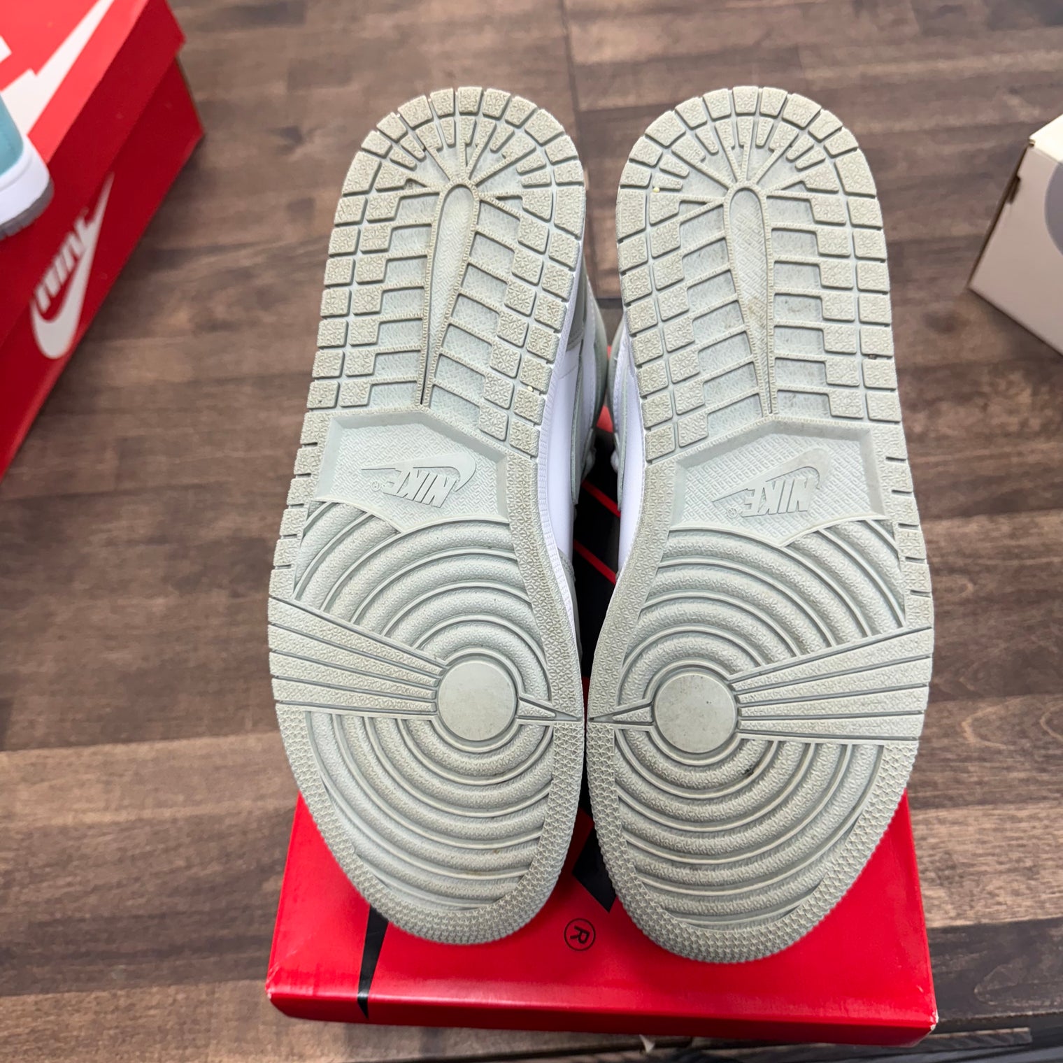 Seafoam Jordan 1 High (W) (USED)