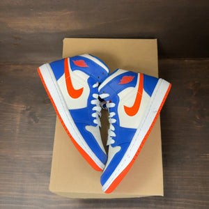 Jordan 1 Mid Knicks Size 4 (Pre-Owned) - Image 2