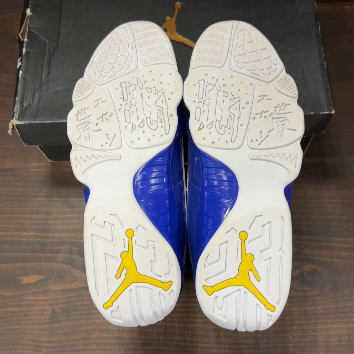 Jordan 9 Retro Kobe Bryant PE Size 12 (Pre-Owned) - aux