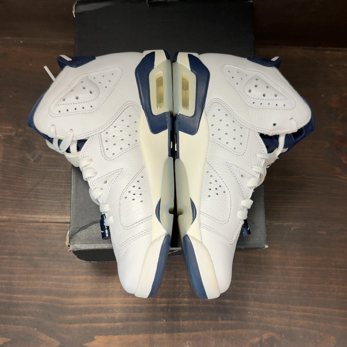 Jordan 6 Retro Midnight Navy (2022) (GS) Size 7Y (Pre-Owned) - aux