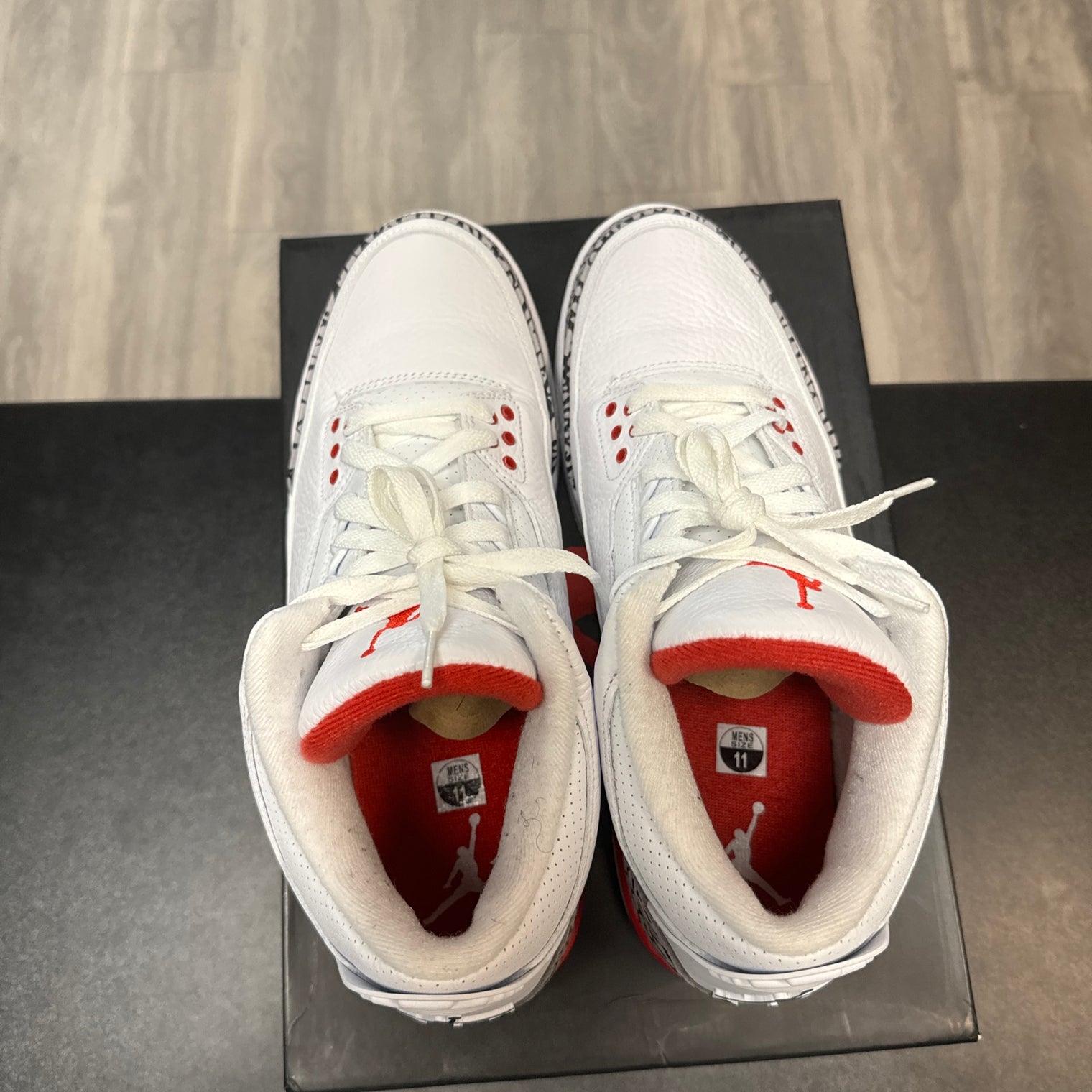 Jordan 3 Hall of Fame (Like New)