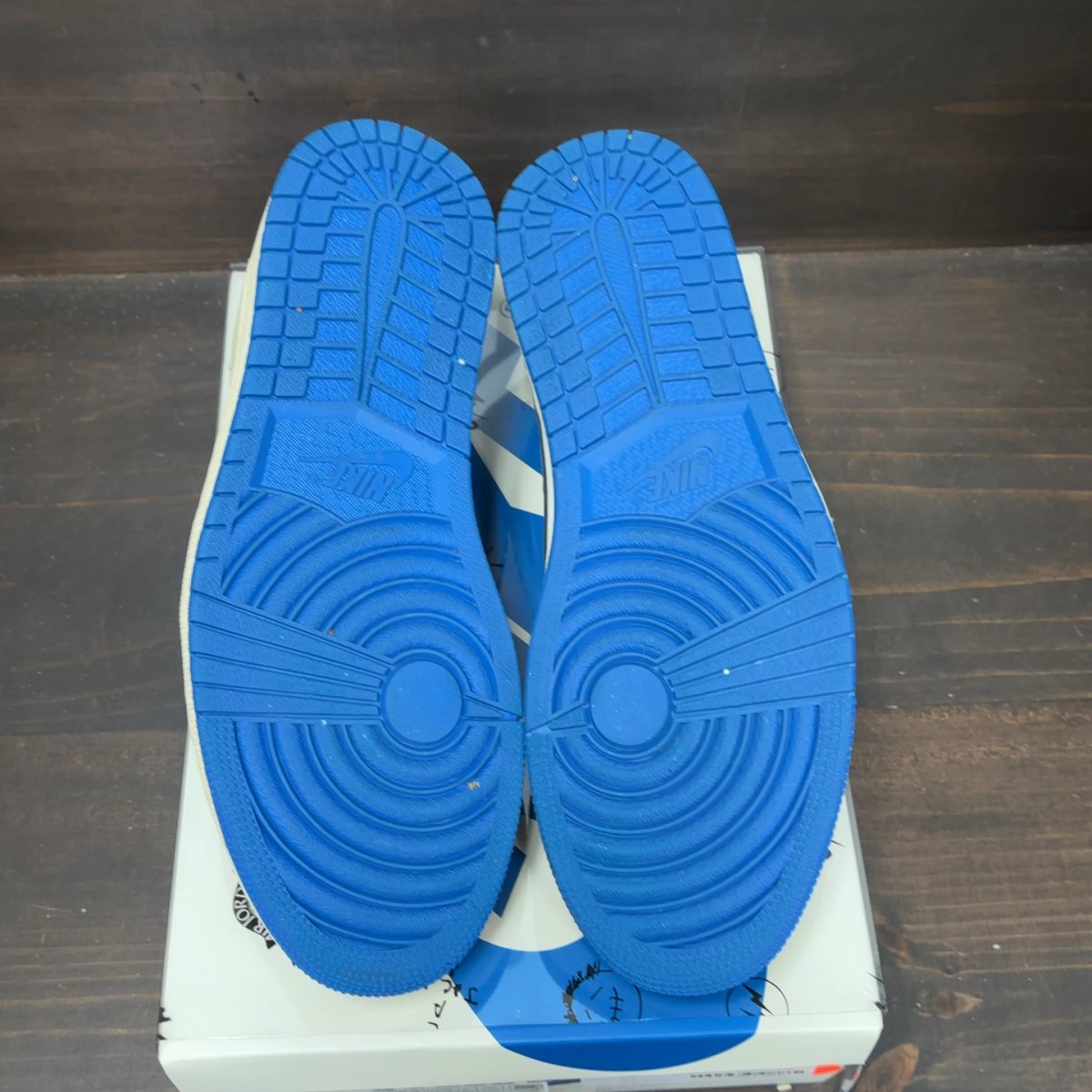 Jordan 1 Retro Low OG SP Fragment x Travis Scott Size 11.5 (Pre-Owned) - Image 6