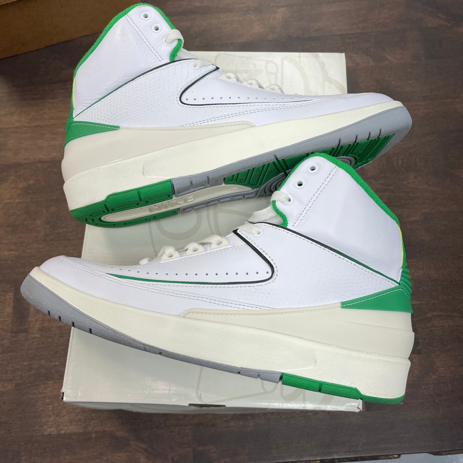 Lucky Green Jordan 2 (USED)