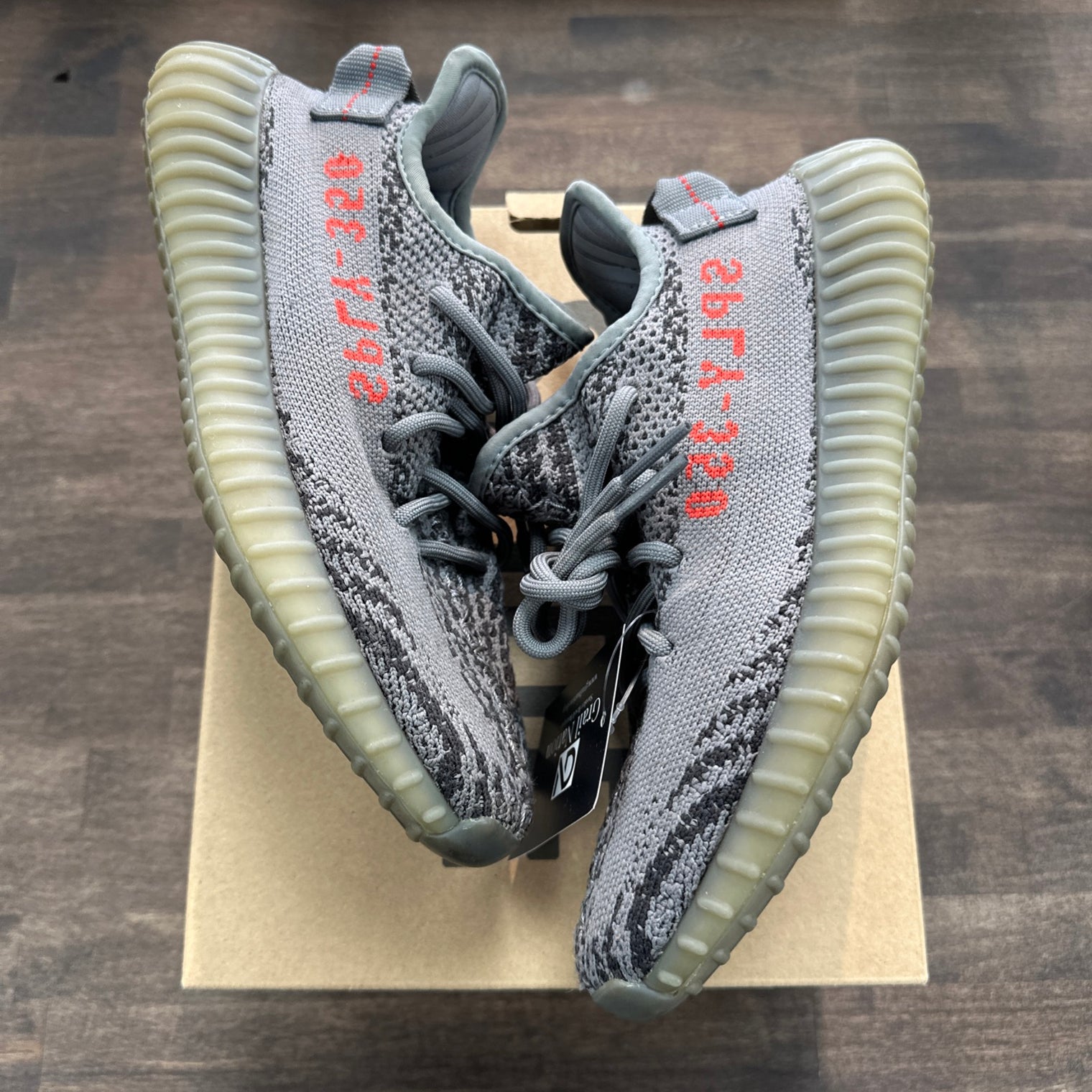 Beluga Yeezy 350 (USED, Replacement Box)
