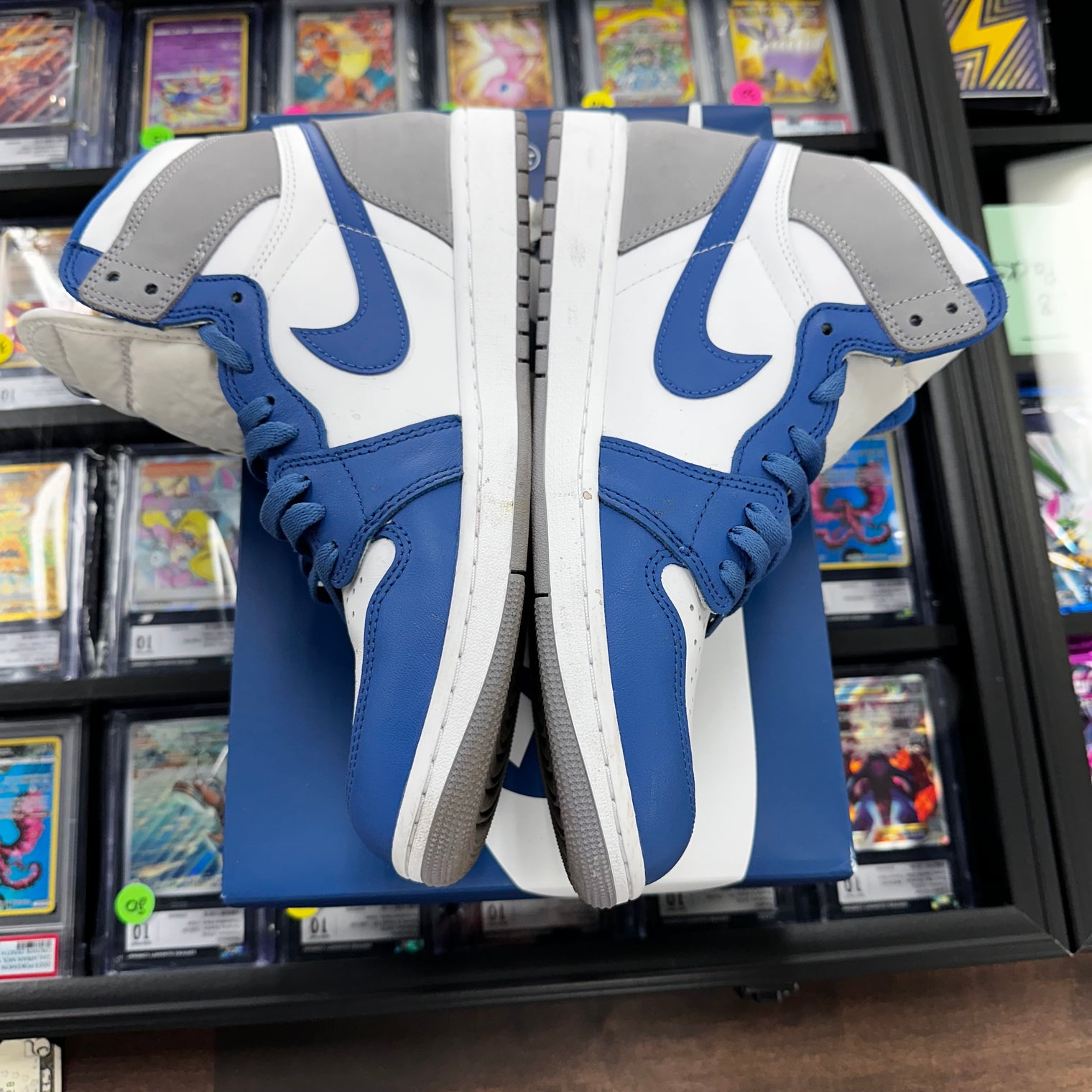 True Blue Jordan 1 High (USED)