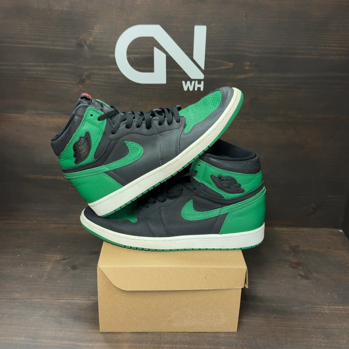 Jordan 1 Retro High Pine Green Black Size 12.5 (Pre-Owned) - Image 1