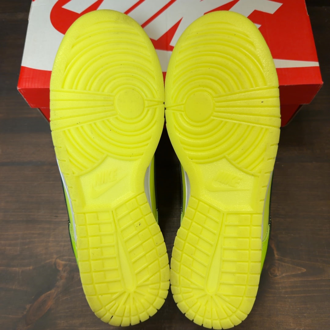 Nike Dunk Low SE Splash Volt - Image 7