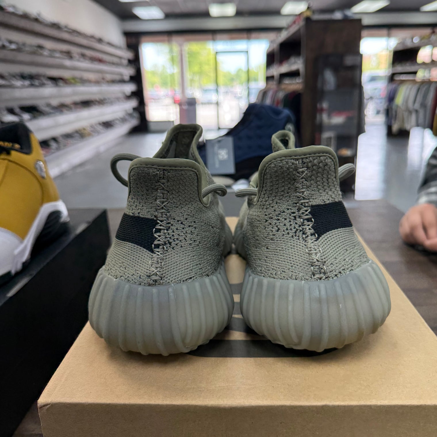 Granite Yeezy 350 (USED)
