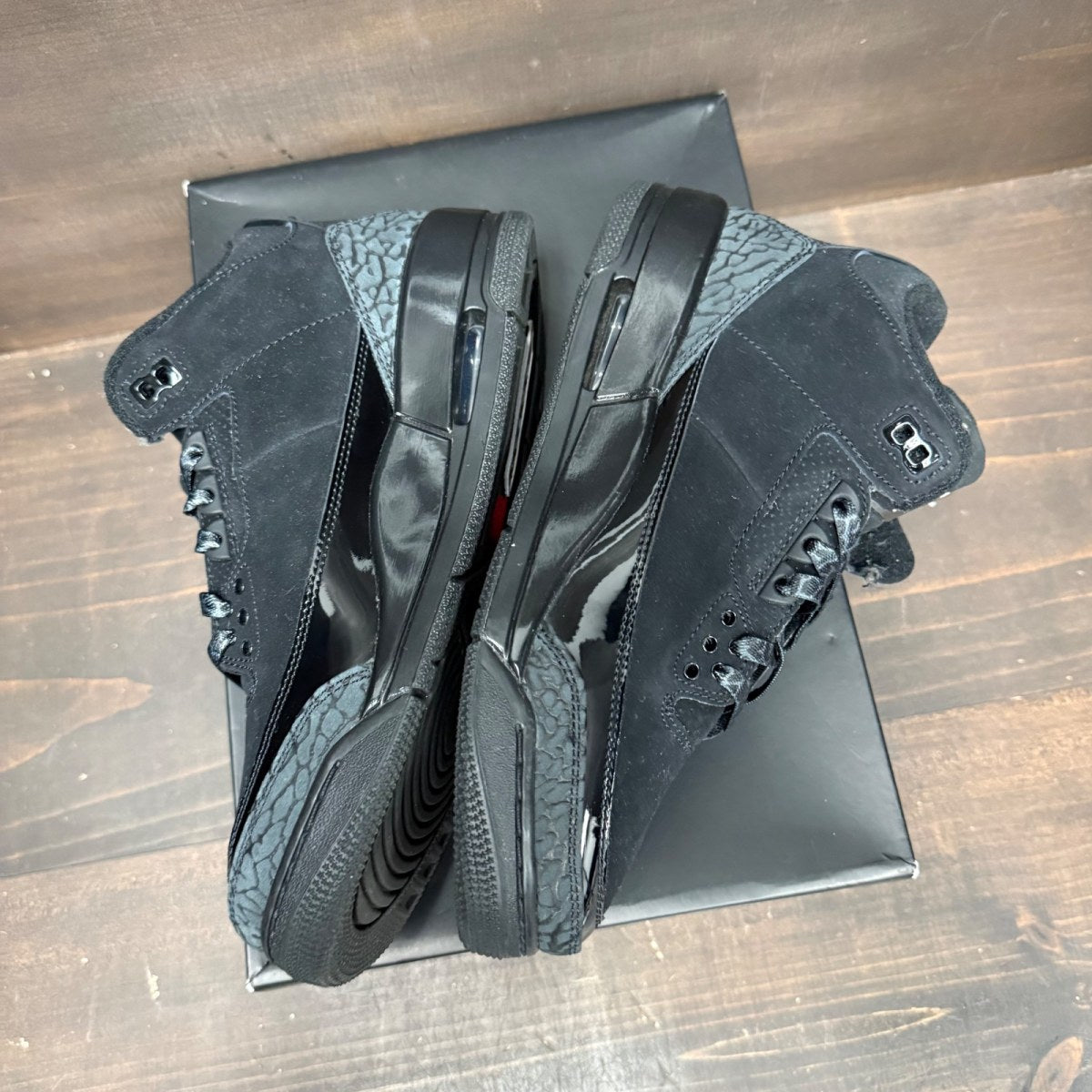 Jordan 3 Retro Black Cat (2025) - Image 3