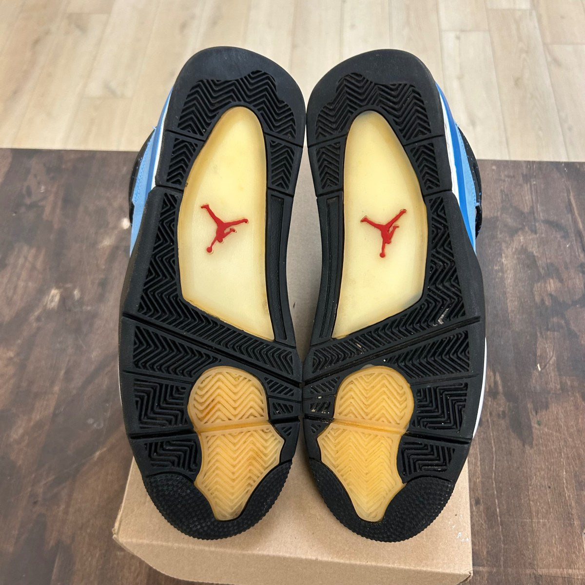 Jordan 4 Retro Travis Scott Cactus Jack Size 10.5 (Pre-Owned) - Image 5
