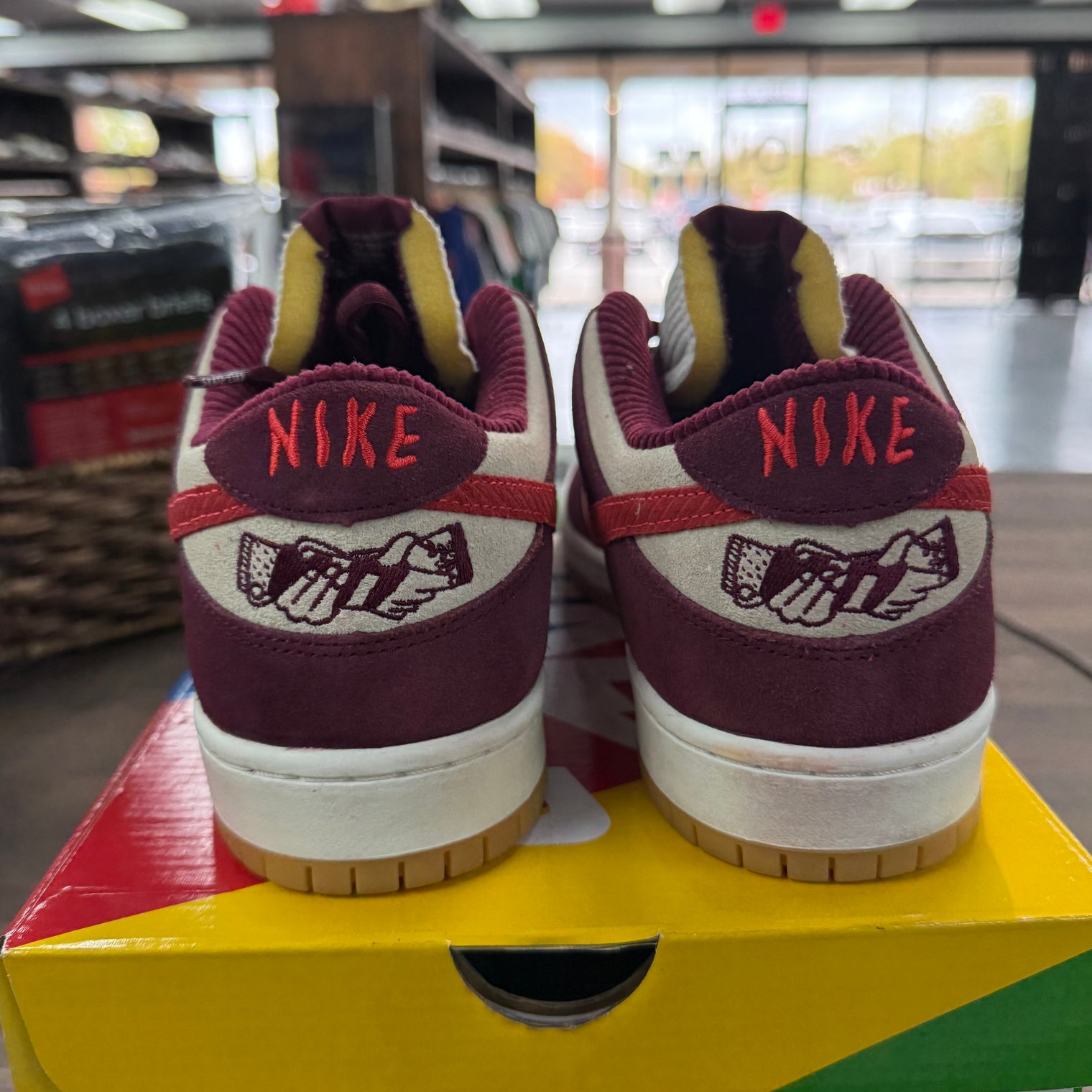 Skate like a Girl Nike SB Dunk Low (Lightly Worn)