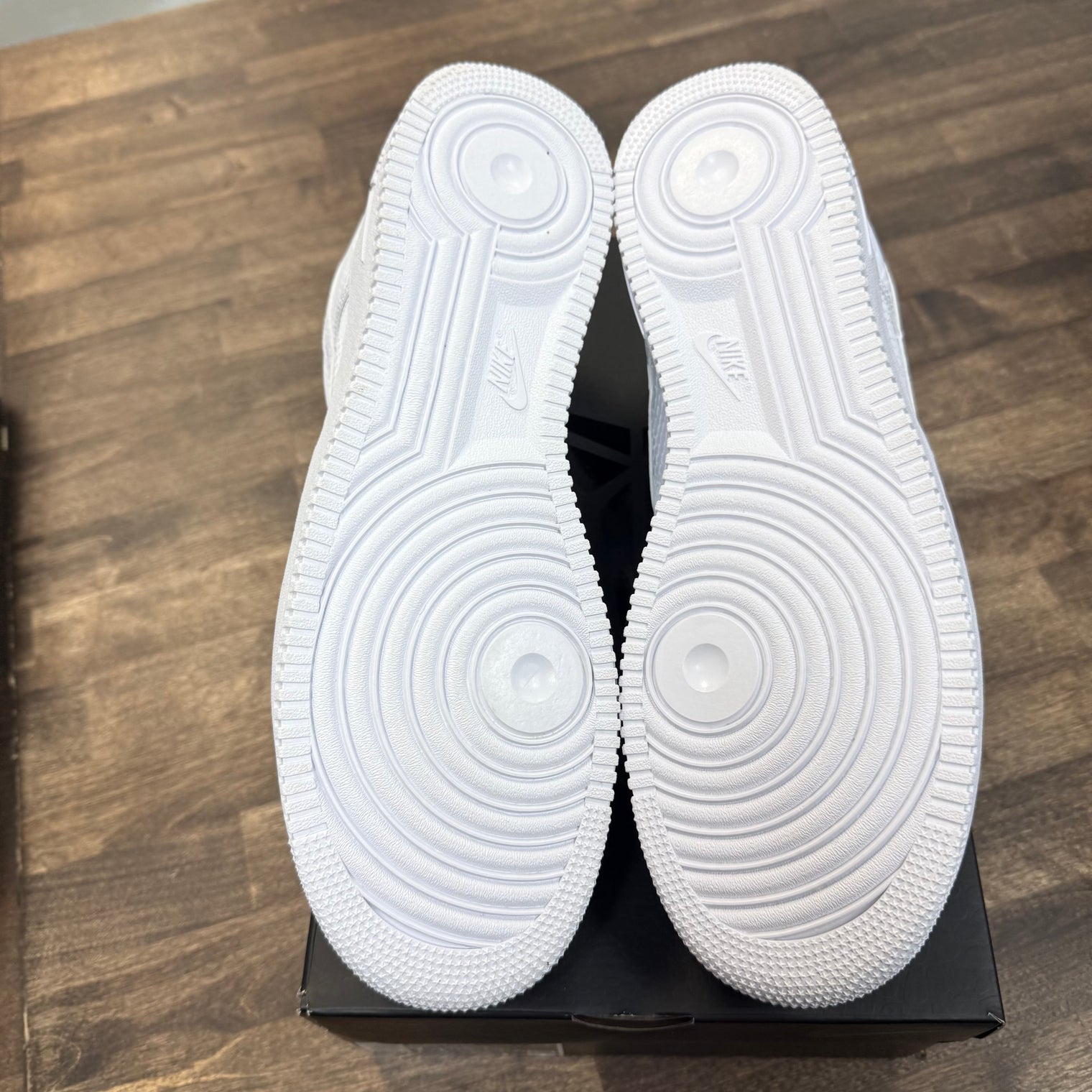 Kobe Bryant Forever White Air Force 1 Low (USED)