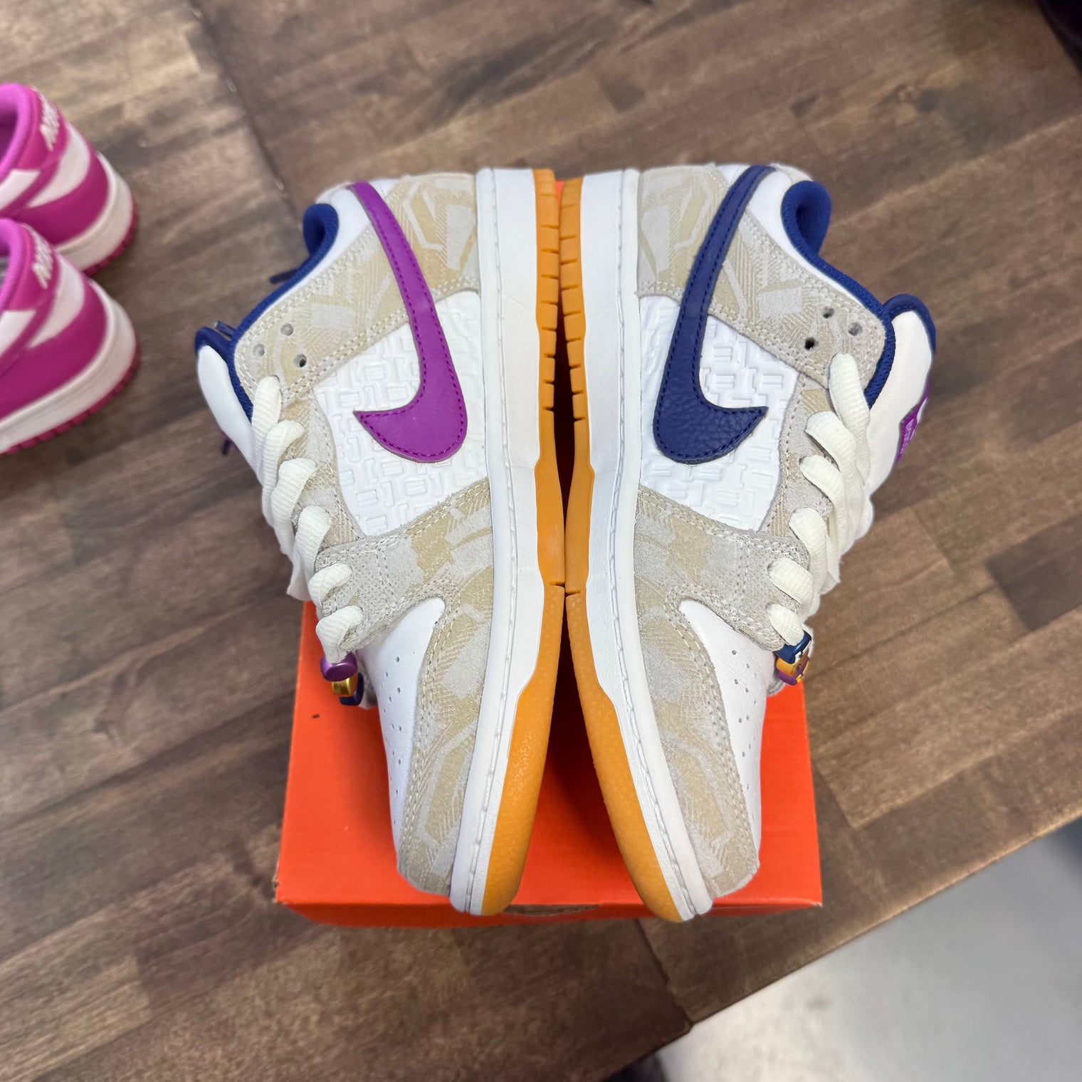 Rayssa Leal Nike SB Dunk Low (USED, Replacement Box, Strong Smoke Smell)