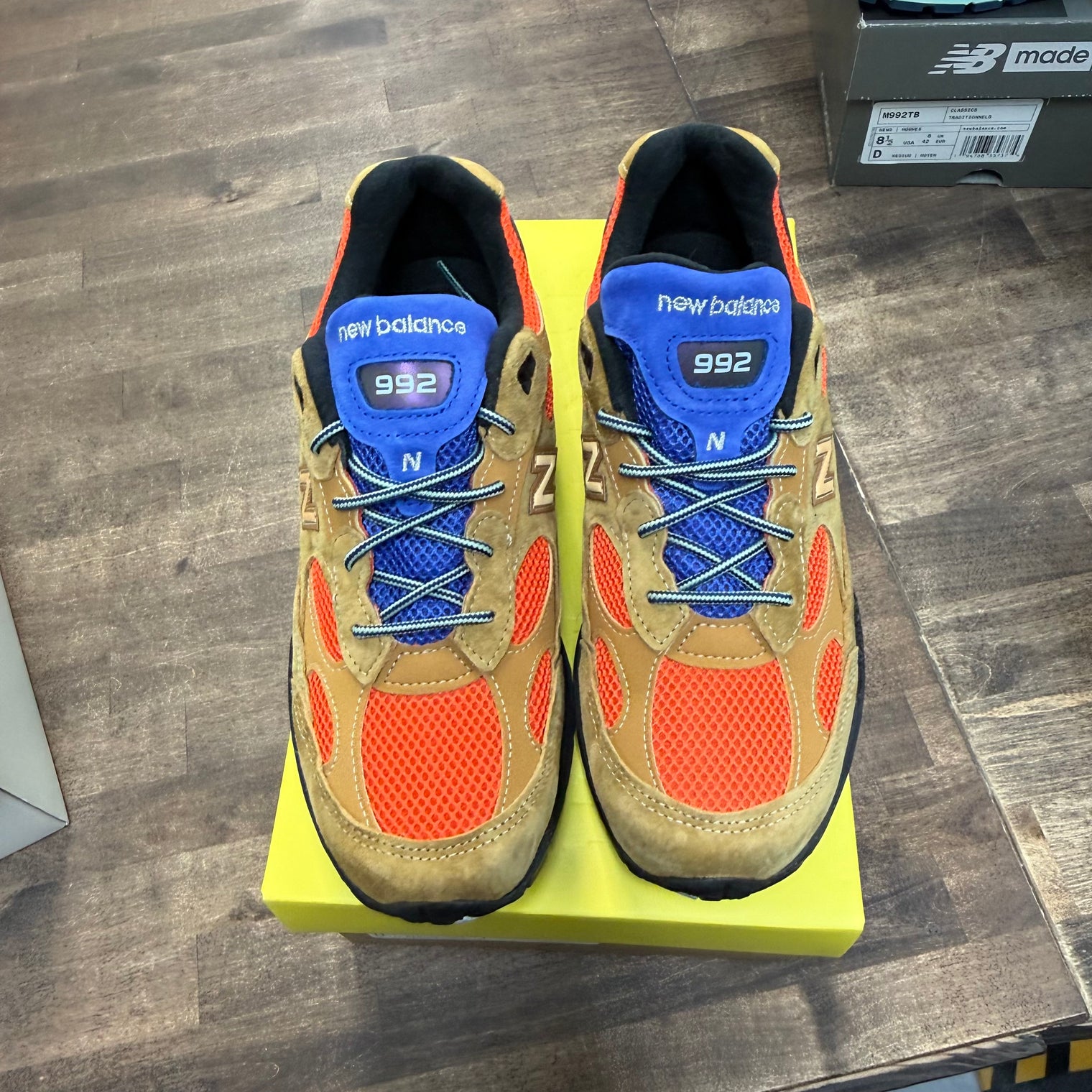 MiUSA Action Bronson Tiger Eye New Balance 992 (USED)
