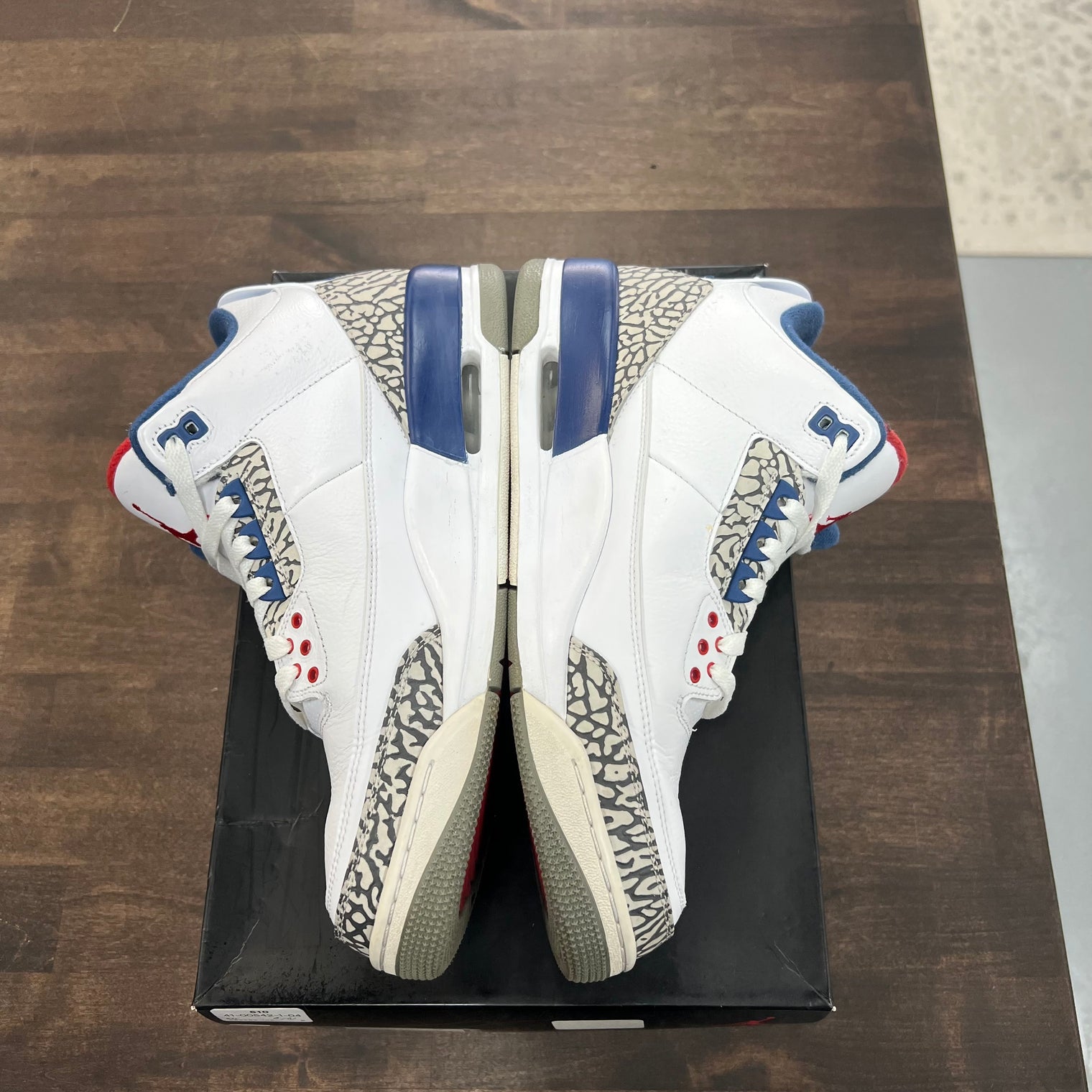 True Blue Jordan 3 (USED)