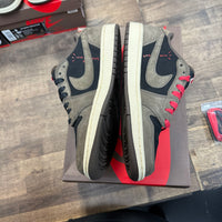 Travis Scott Mocha Jordan 1 Retro Low OG SP (Lightly Worn)