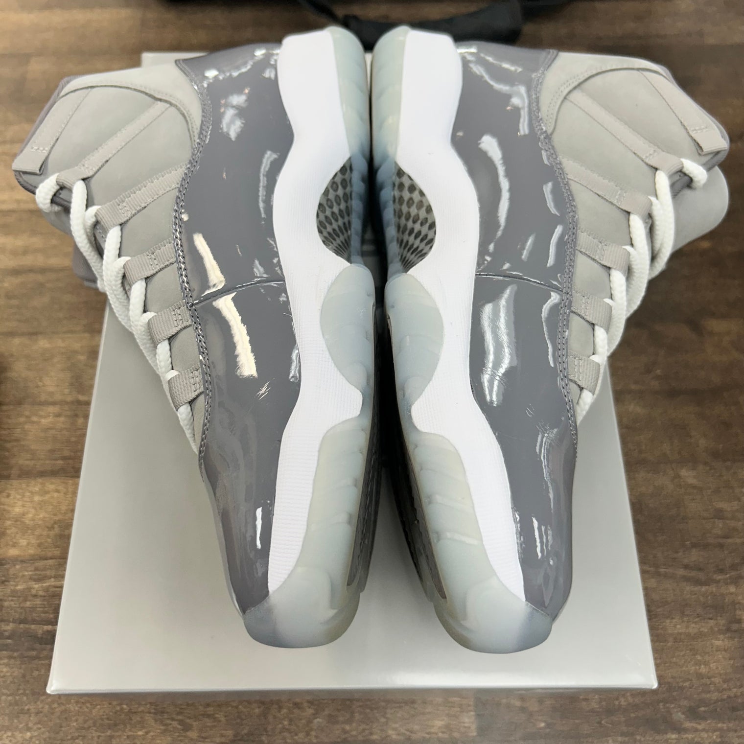 Cool Grey Jordan 11 (USED)