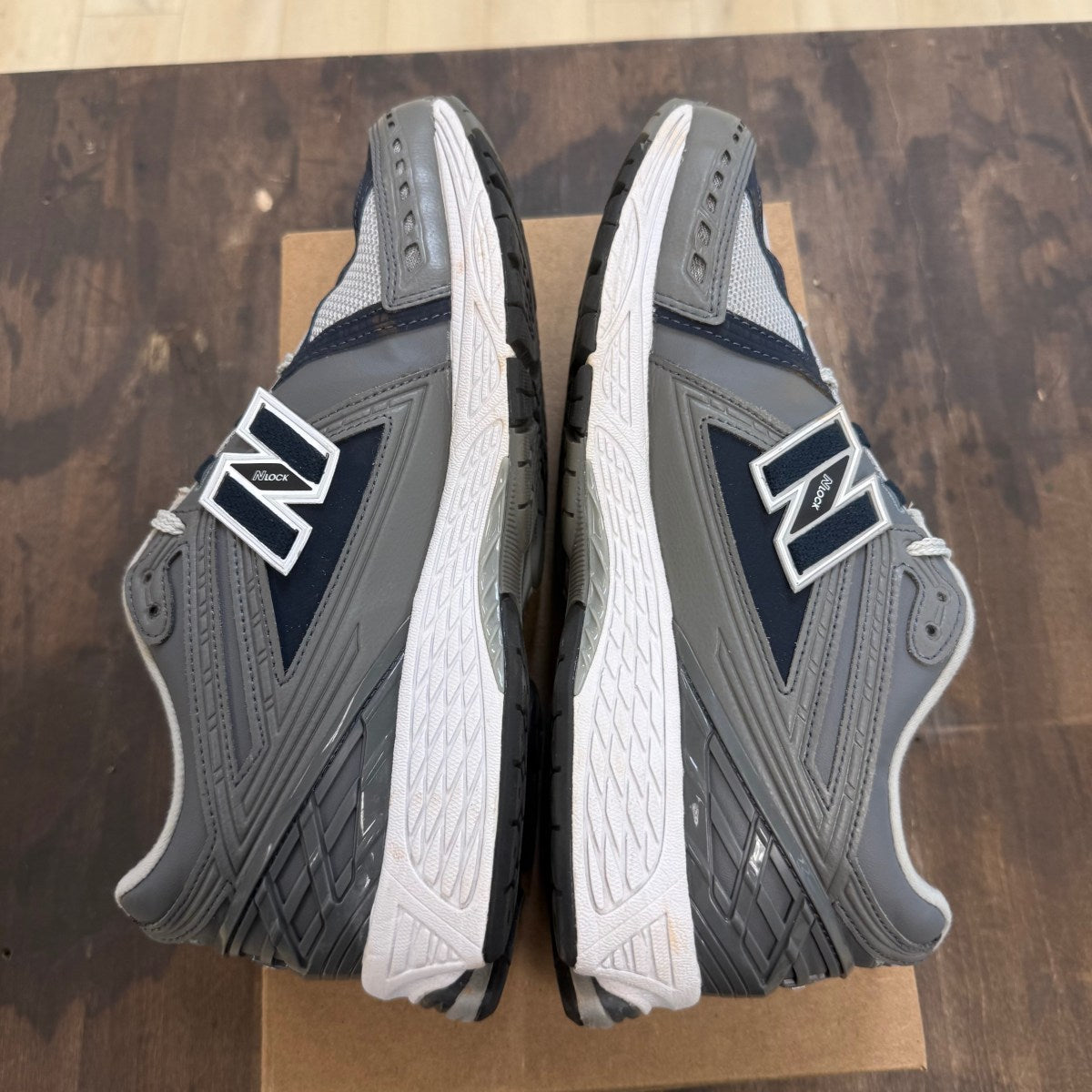 New Balance 1906R Grey Navy Size 11.5 (Pre-Owned) - Image 3