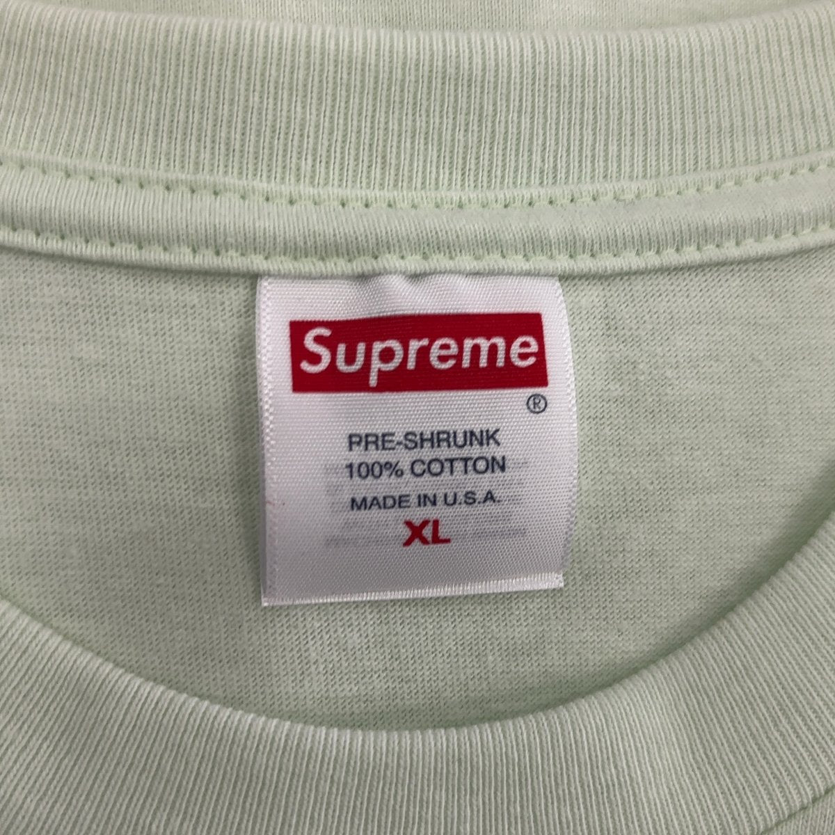 Supreme Tee Size XL (Pre-Owned) - tag