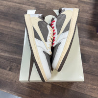 Reverse Mocha Jordan 1 Low OG SP (USED)