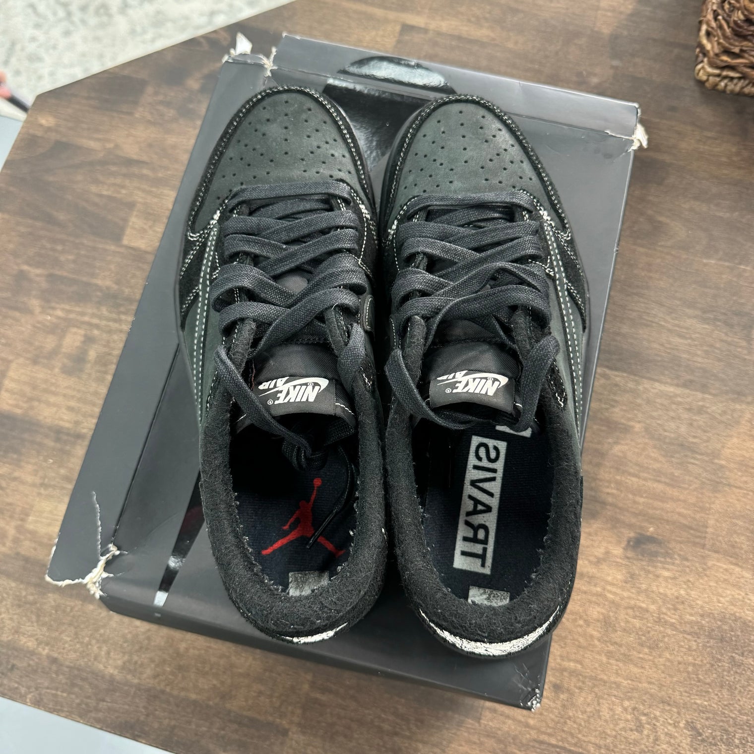 Phantom Travis Scott Jordan 1 Low OG (USED)