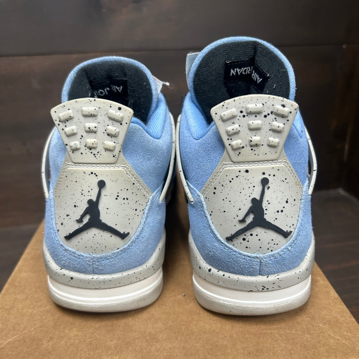 Jordan 4 Retro University Blue Size 7.5 (Pre-Owned) - Image 5