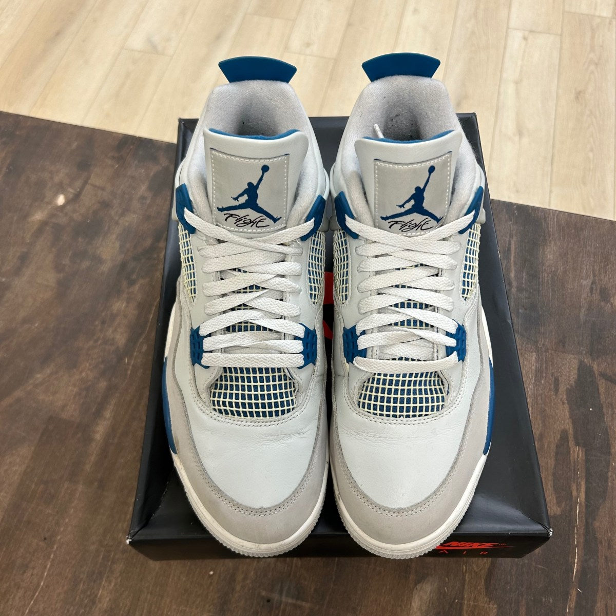 Jordan 4 Retro Military Blue (2024) - Image 2