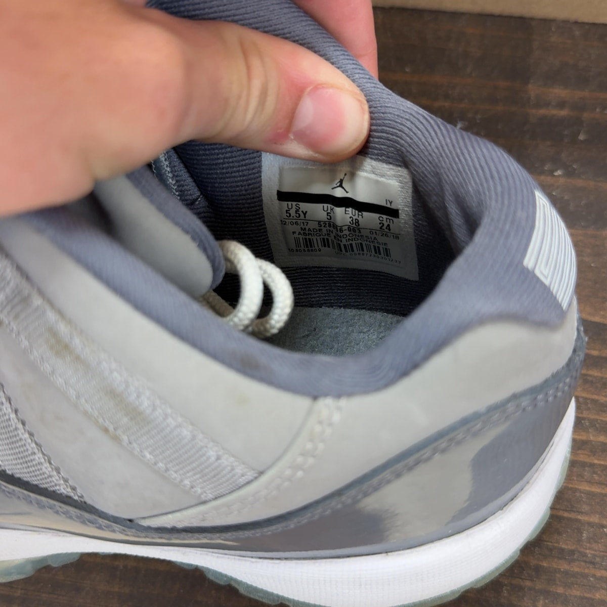 Jordan 11 Retro Low Cool Grey (GS) Size 5.5Y (Pre-Owned) - Image 7