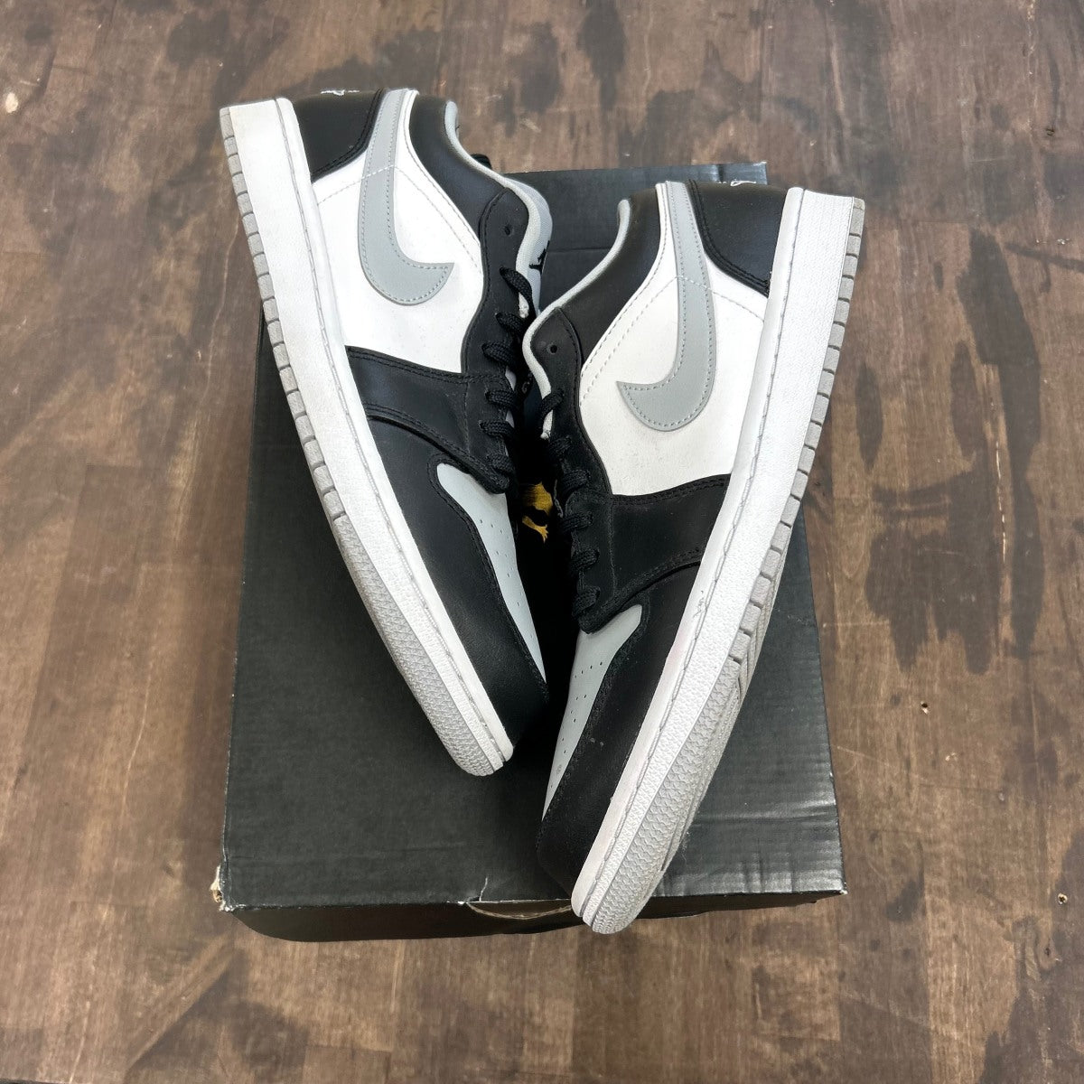 Jordan 1 Low Shadow - Image 1