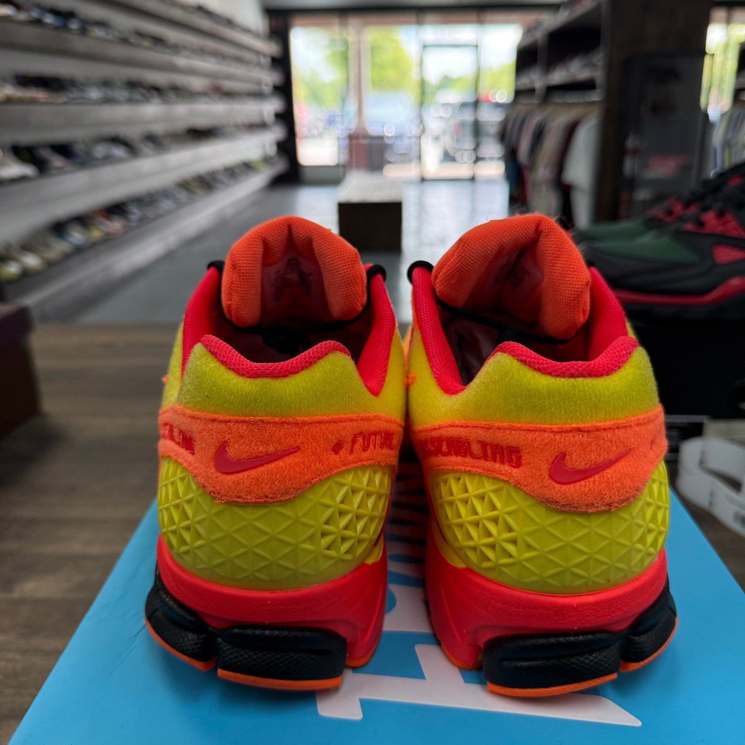 Doernbecher Zoom Vomero 5 (USED)