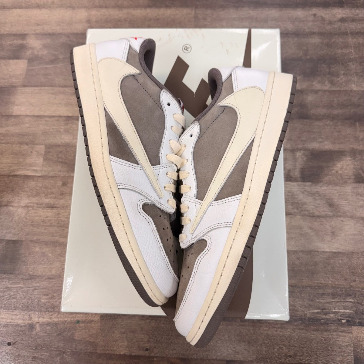 Jordan 1 Retro Low OG SP Travis Scott Reverse Mocha Size 11 (Pre-Owned)