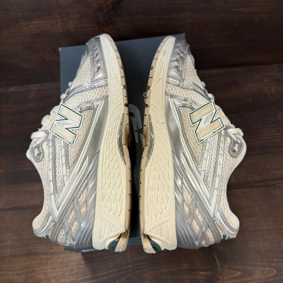 New Balance 1906R Silver Metallic Sea Salt - Image 4
