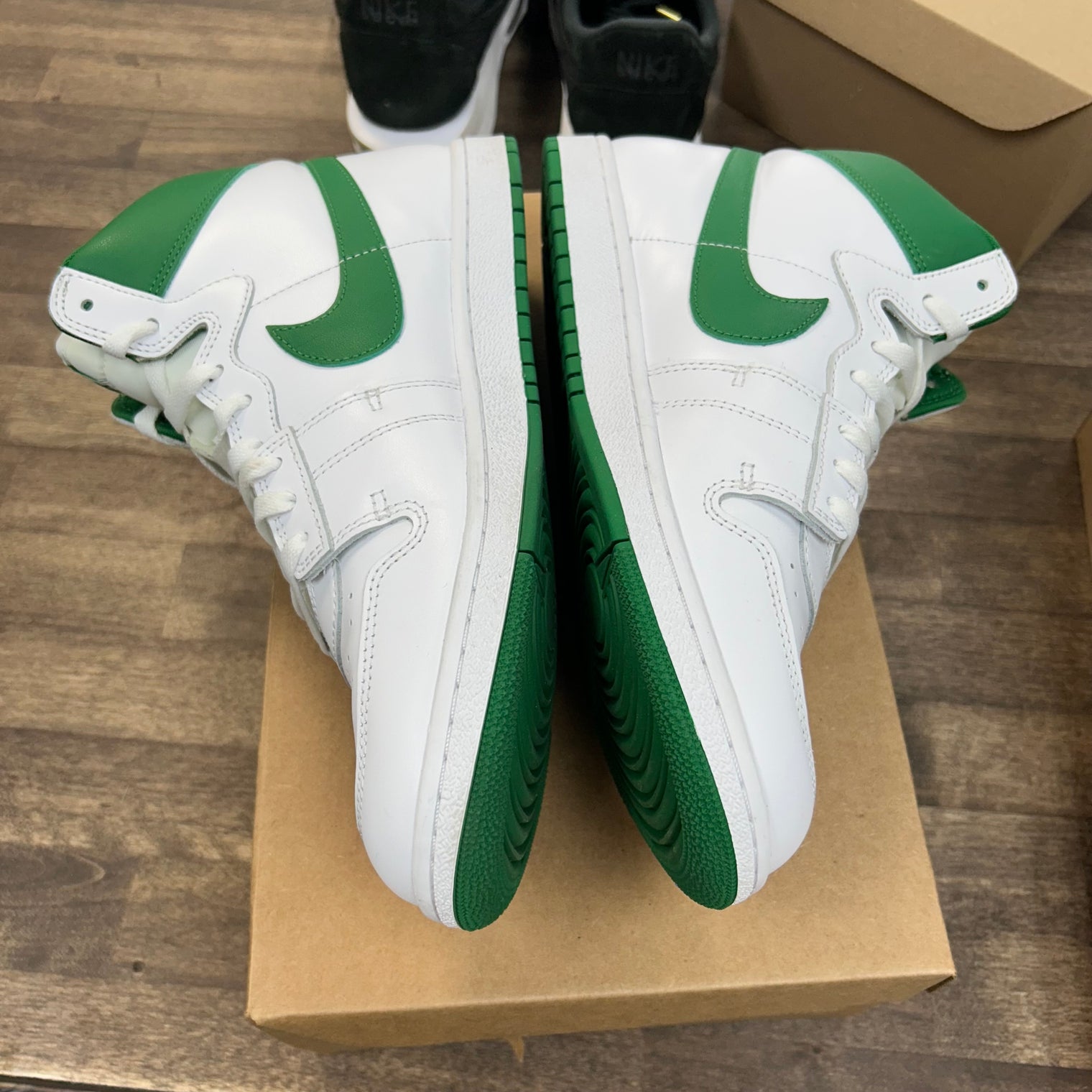 Pine Green Jordan Air Ship PE (USED, No Box)