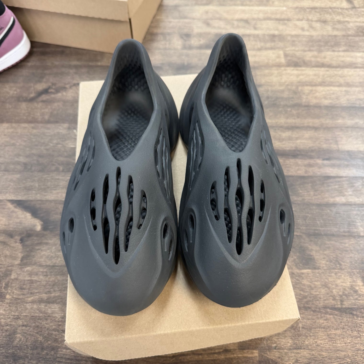 Onyx Foam RNNR (USED, No Box)