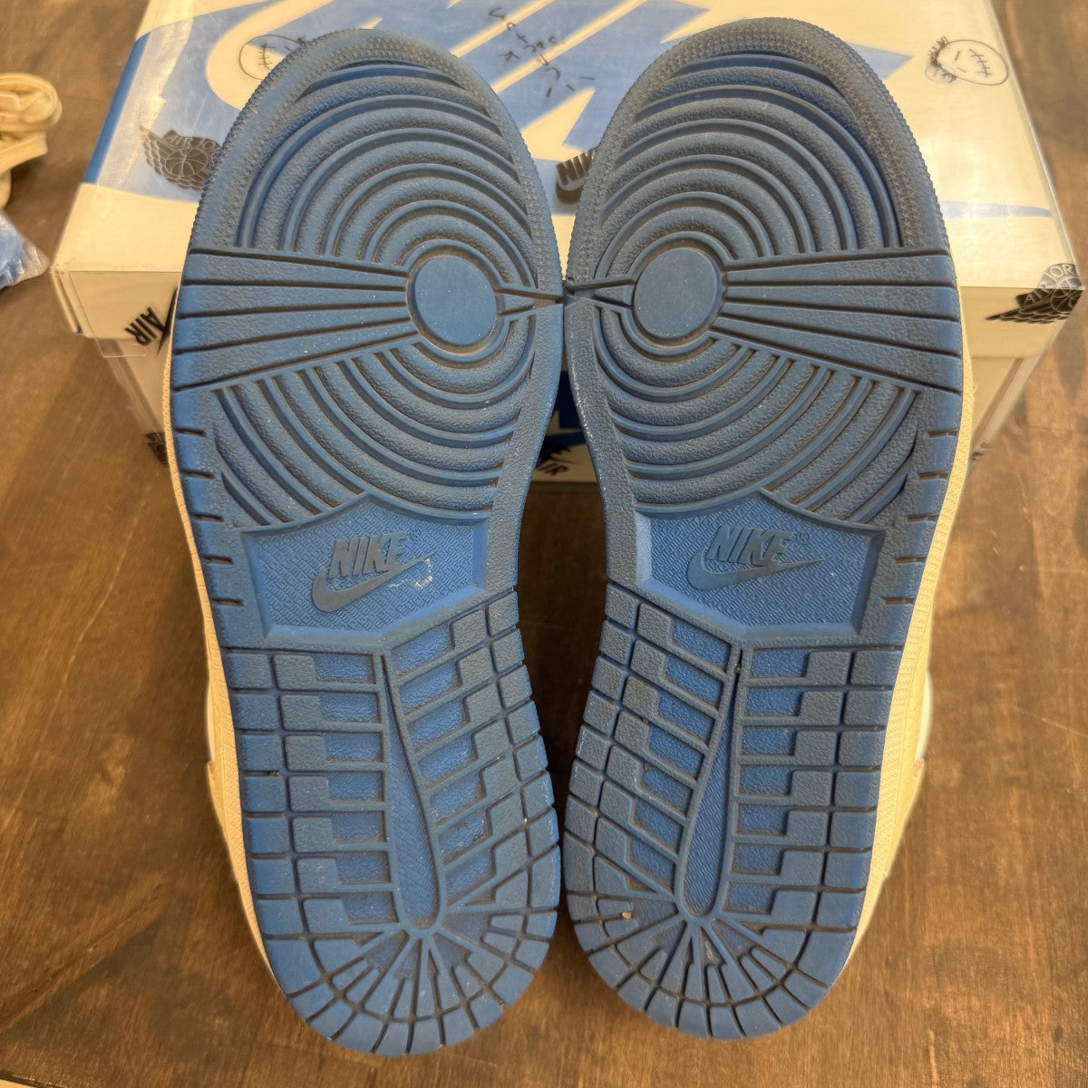 Jordan 1 Retro Low OG SP Fragment x Travis Scott - Image 5