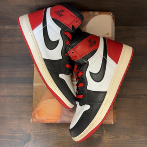 Jordan 1 Retro High OG Black Toe Reimagined - Image 2
