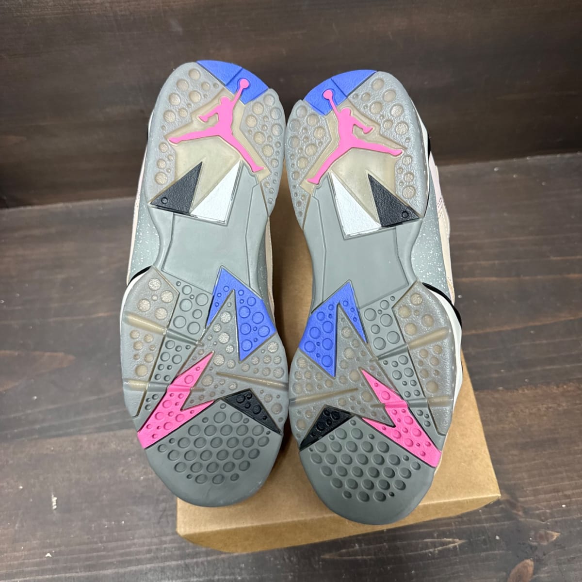 Jordan 7 Retro SE Sapphire Size 8 - box